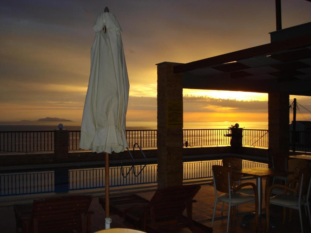 Hotel Anastazia Poros  Esterno foto