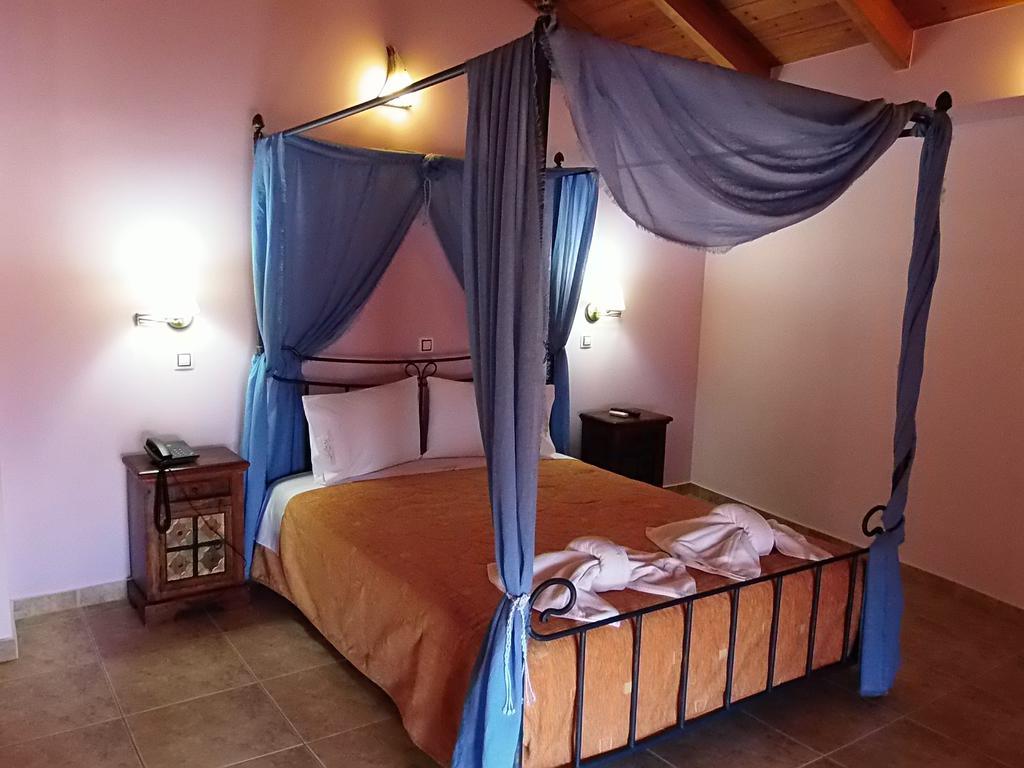 Hotel Anastazia Poros  Esterno foto